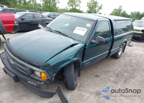 1996 Chevrolet S Truck S10 from USA, damaged, VIN 1GCCS1444TK219790